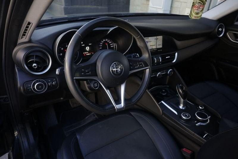 Alfa Romeo Giulia Alfa Romeo Giulia 2.2 Turbo AT8 150CV Business 110KW ANNO 2018