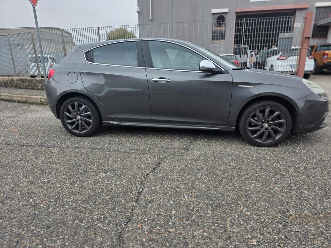 Alfa Romeo Giulietta 2.0 JTDm-2 140 CV Exclusive