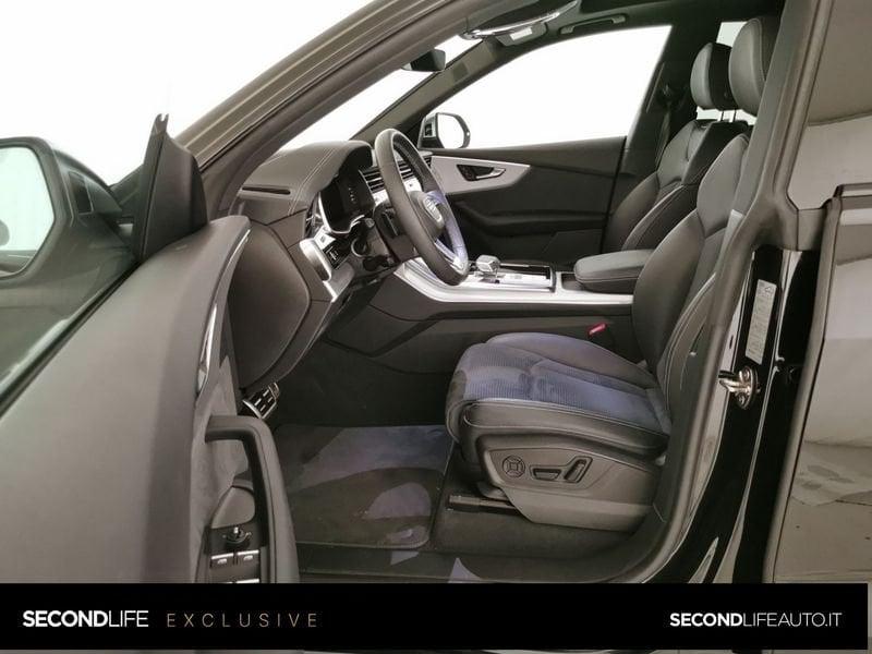 Audi Q8 S 4.0 tfsi sport attitude quattro tiptronic