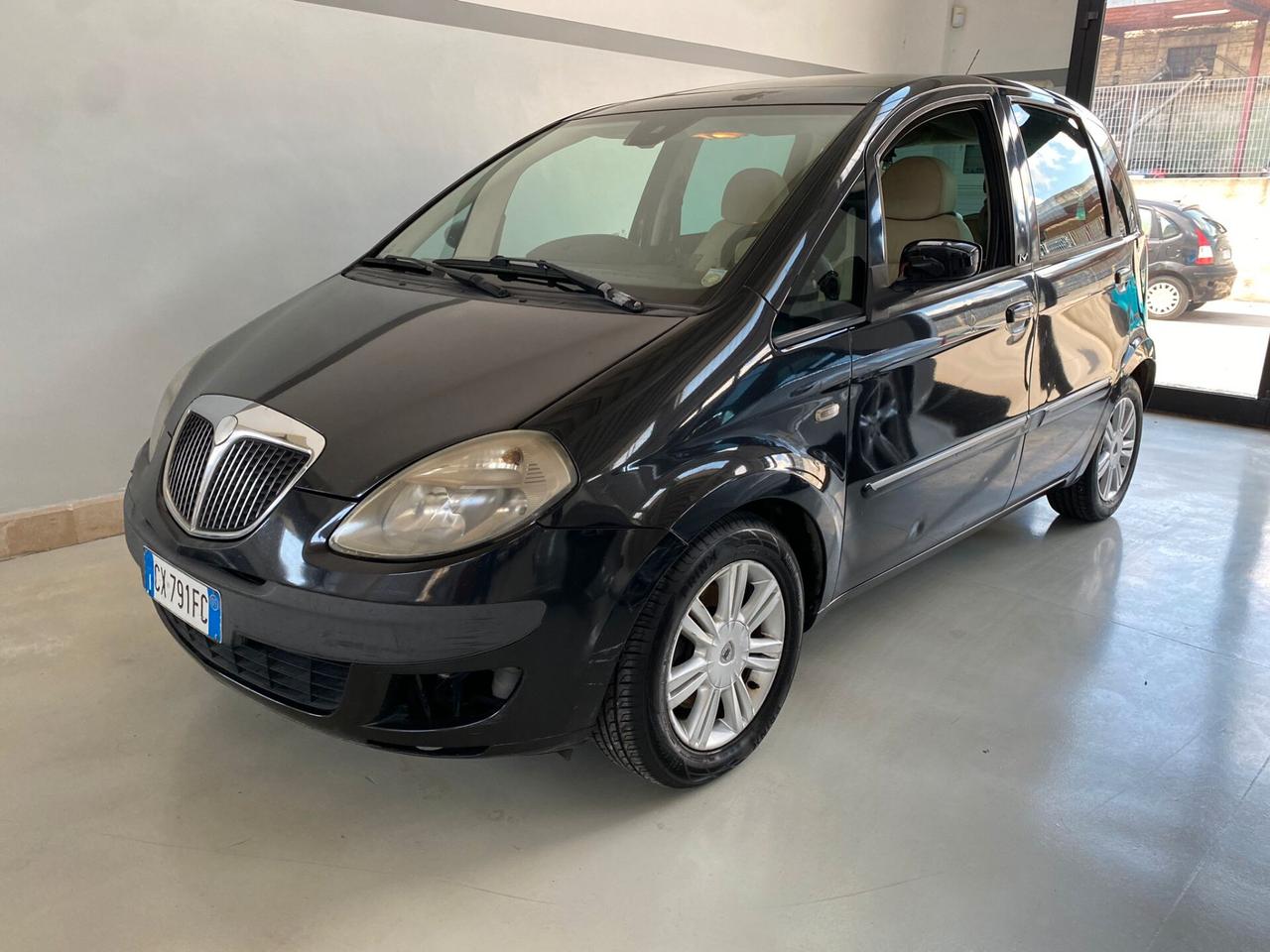 Lancia MUSA 1.9 JTD 101 cv PLATINO Tetto/Navi/Pelle