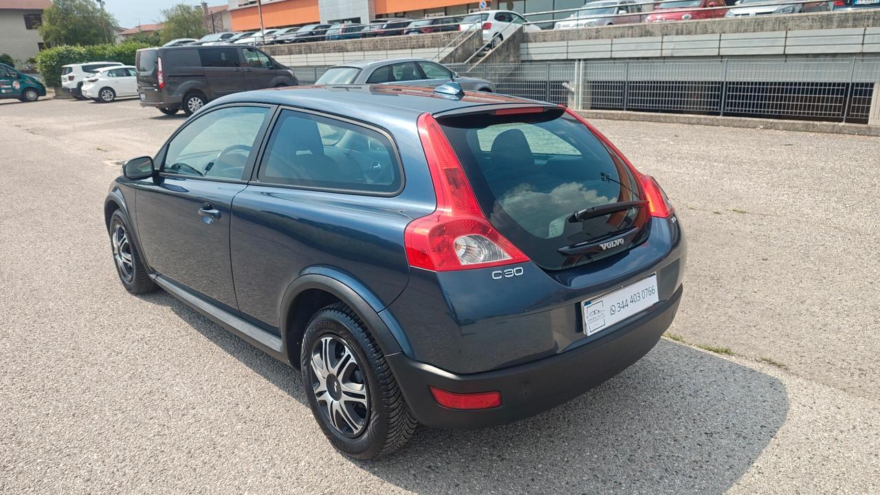 Volvo C30 1.6 D Summum