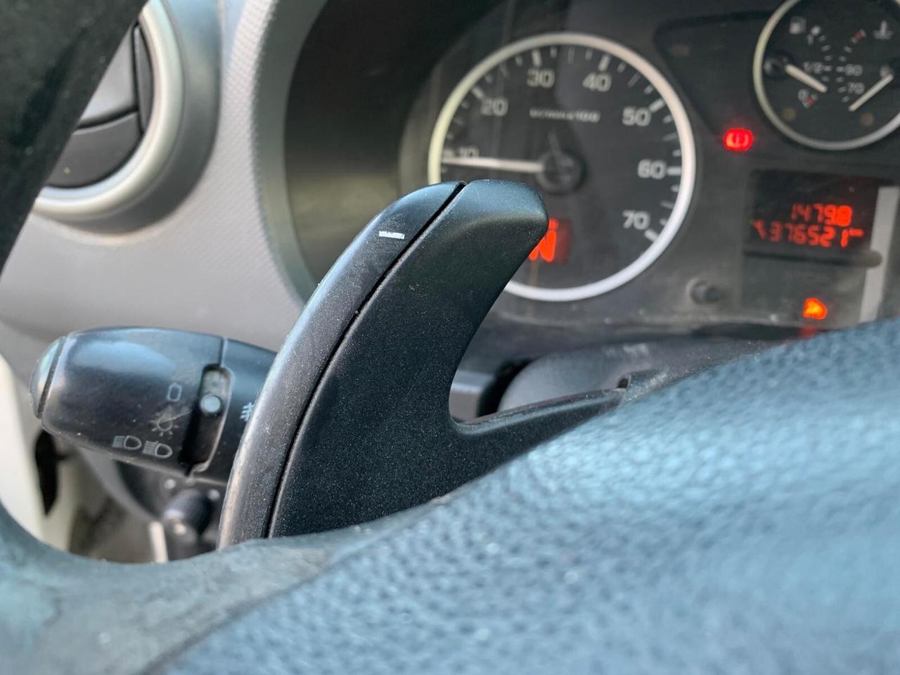 Peugeot Partner 1.6 Hdi Automatico Furgonato