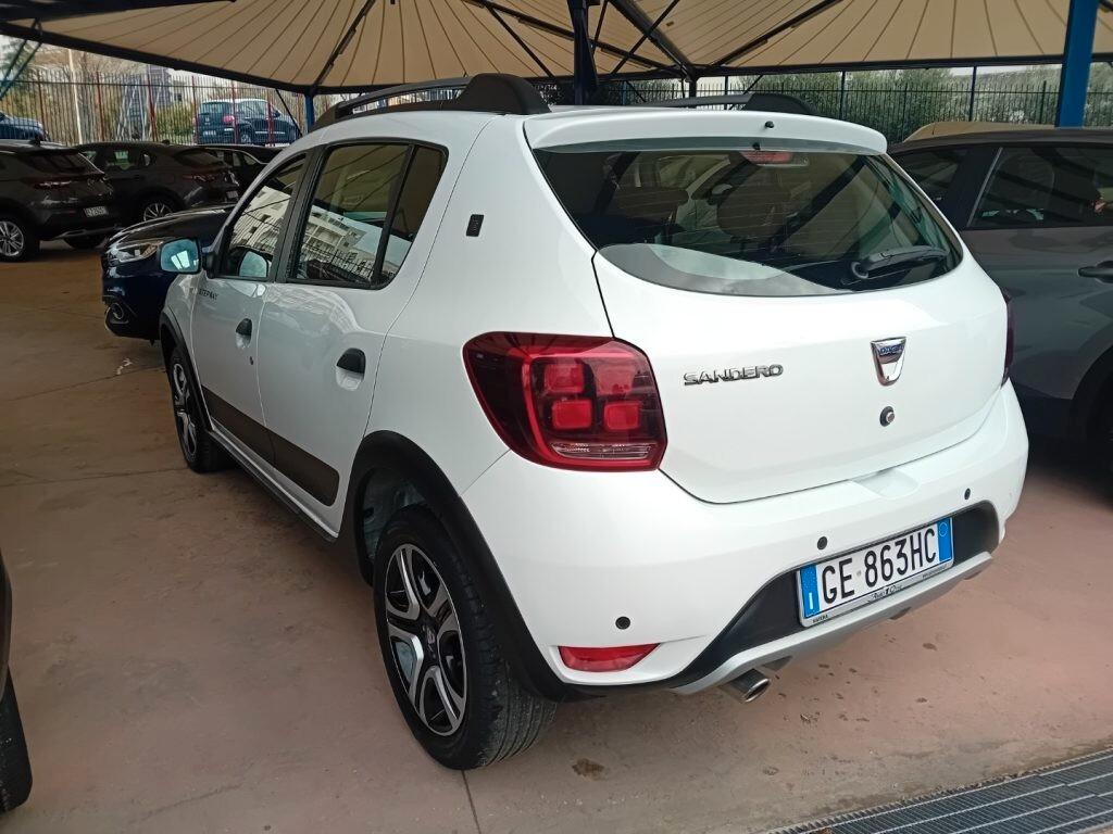 Dacia Sandero Stepway 1.0 Benz/GPL 100CV