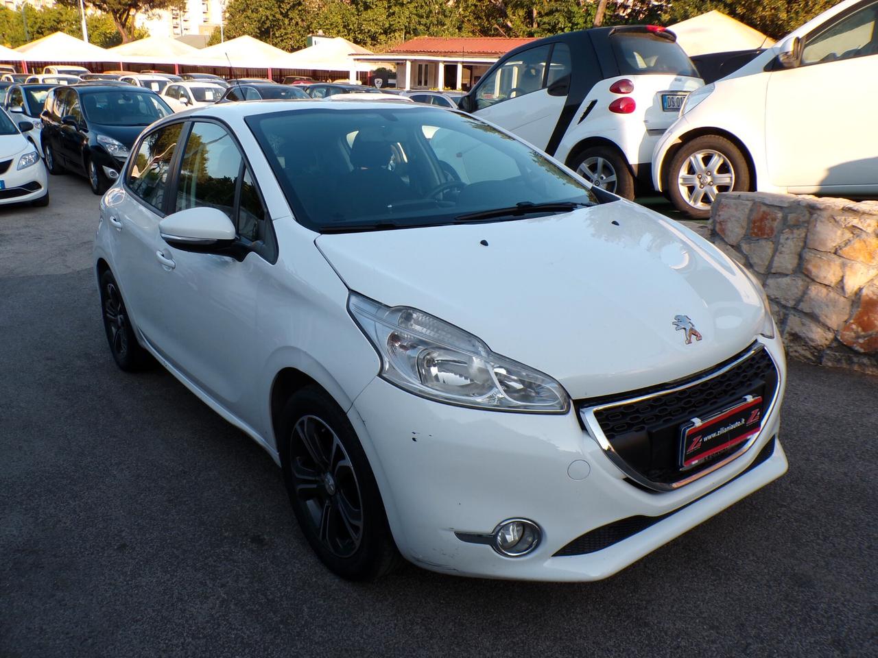 Peugeot 208 1.4 HDi 68 CV 5 porte Access