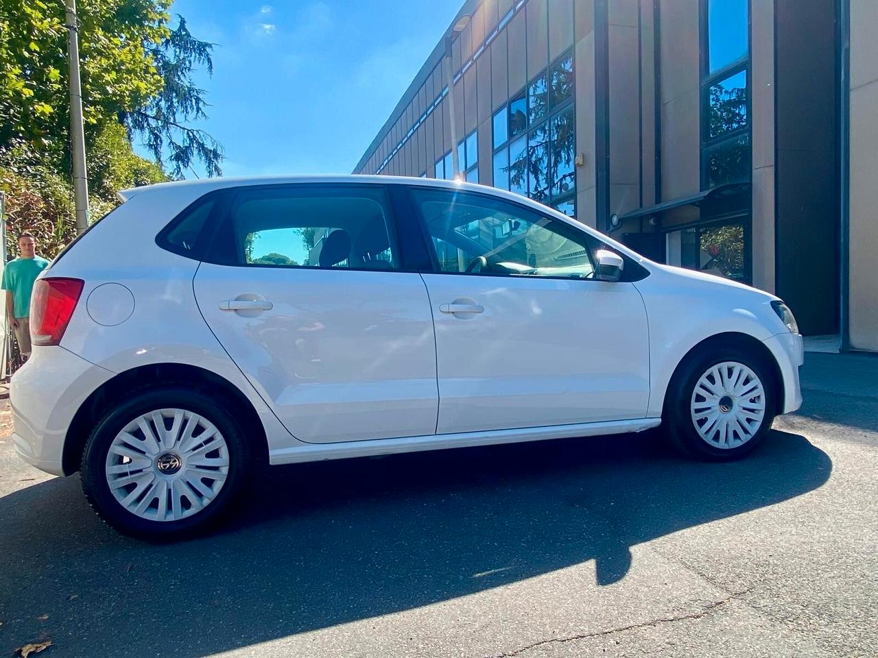 Volkswagen Polo 5p 1.2 tdi COMPLETAMENTE TAGLIANDATA -GARANZIA -NEO PATENTATI