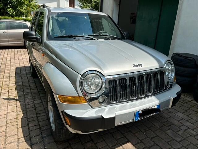 Jeep Cherokee 2.8 CRD Limited