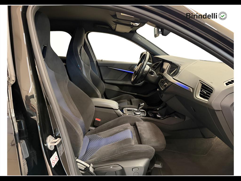 BMW Serie 1 (F40) - 118d 5p. Msport