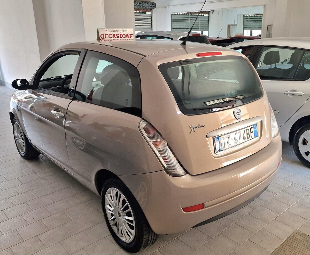 Lancia Ypsilon 1.2 benzina Kw 44 adatta neo patentati