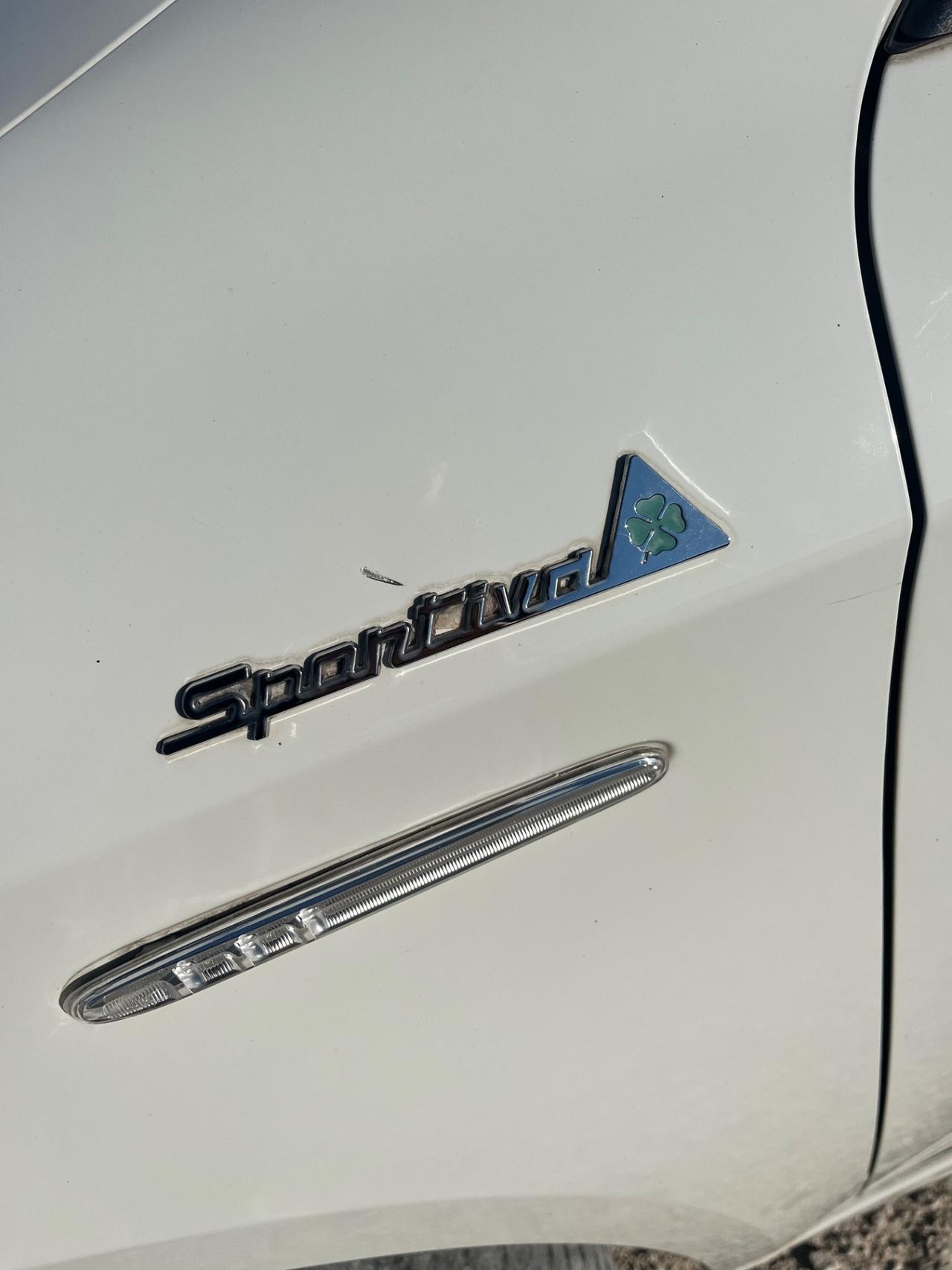 Alfa Romeo Giulietta 1.6 JTDm-2 105 CV modello sport 2013