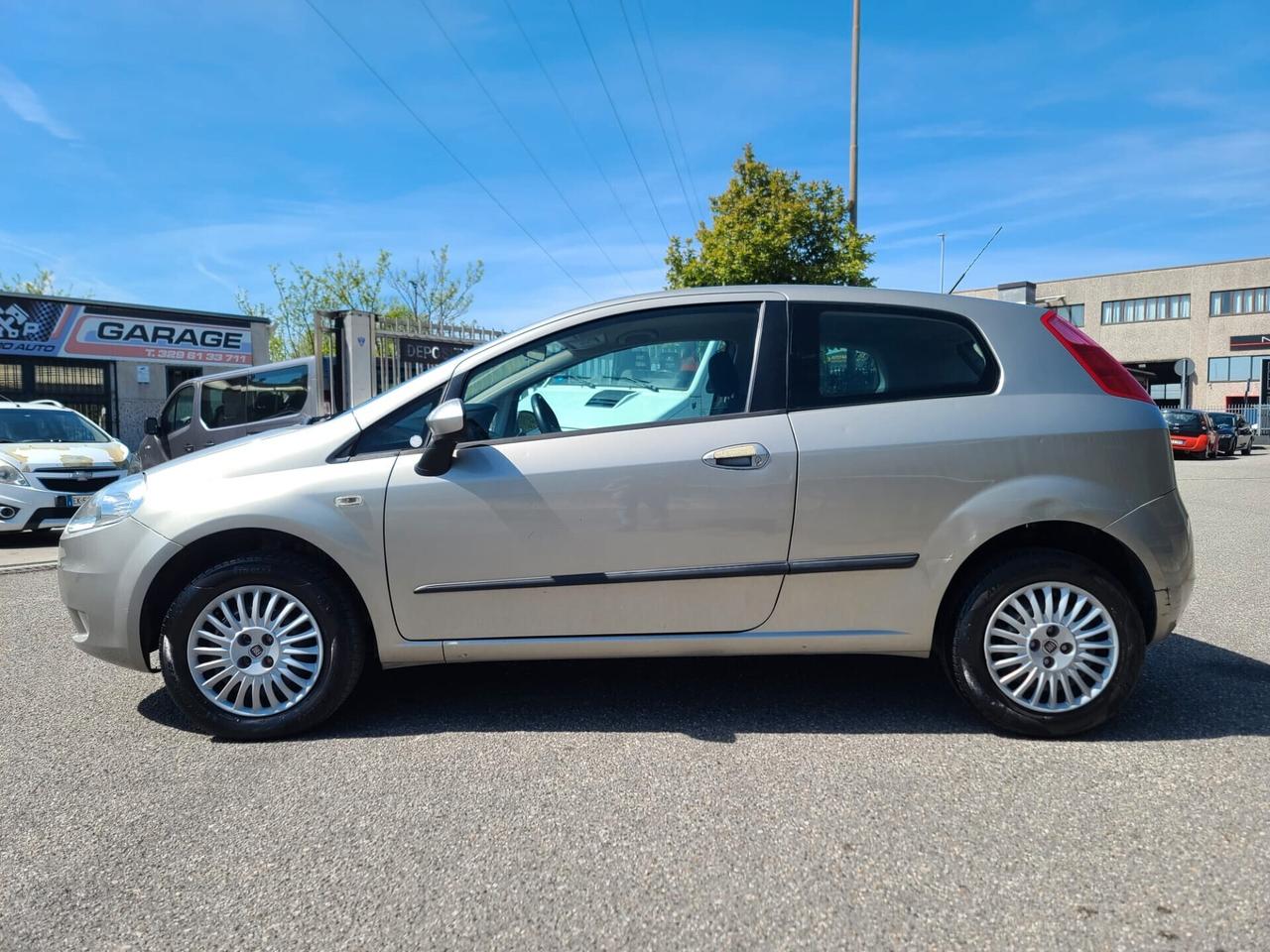 Fiat Grande Punto METANO X NEOPATENTATI