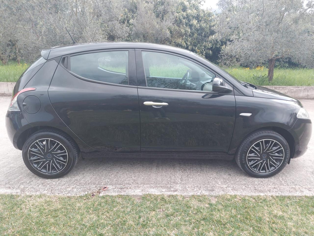 Lancia Ypsilon 1.2 S&S Gold 69CV -PREZZO REALE-