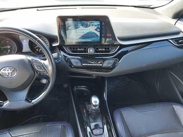 Toyota C-HR 1.8 Hybrid E-CVT Lounge