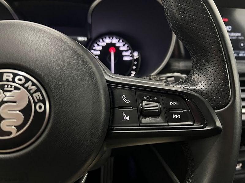 Alfa Romeo Stelvio 2.2 TD 160 CV BUSINNES AT8 RWD AUTOCARRO N1