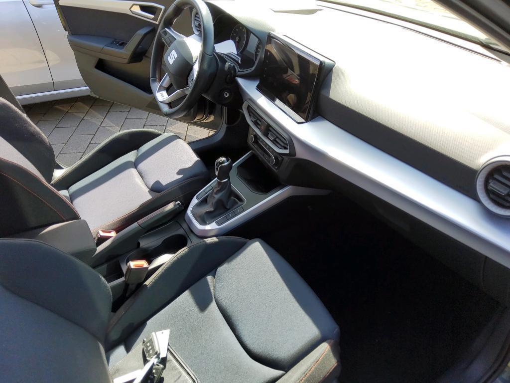 Seat Arona 1.0 TGI FR Navi, Sedili riscaldati, Retrocamera