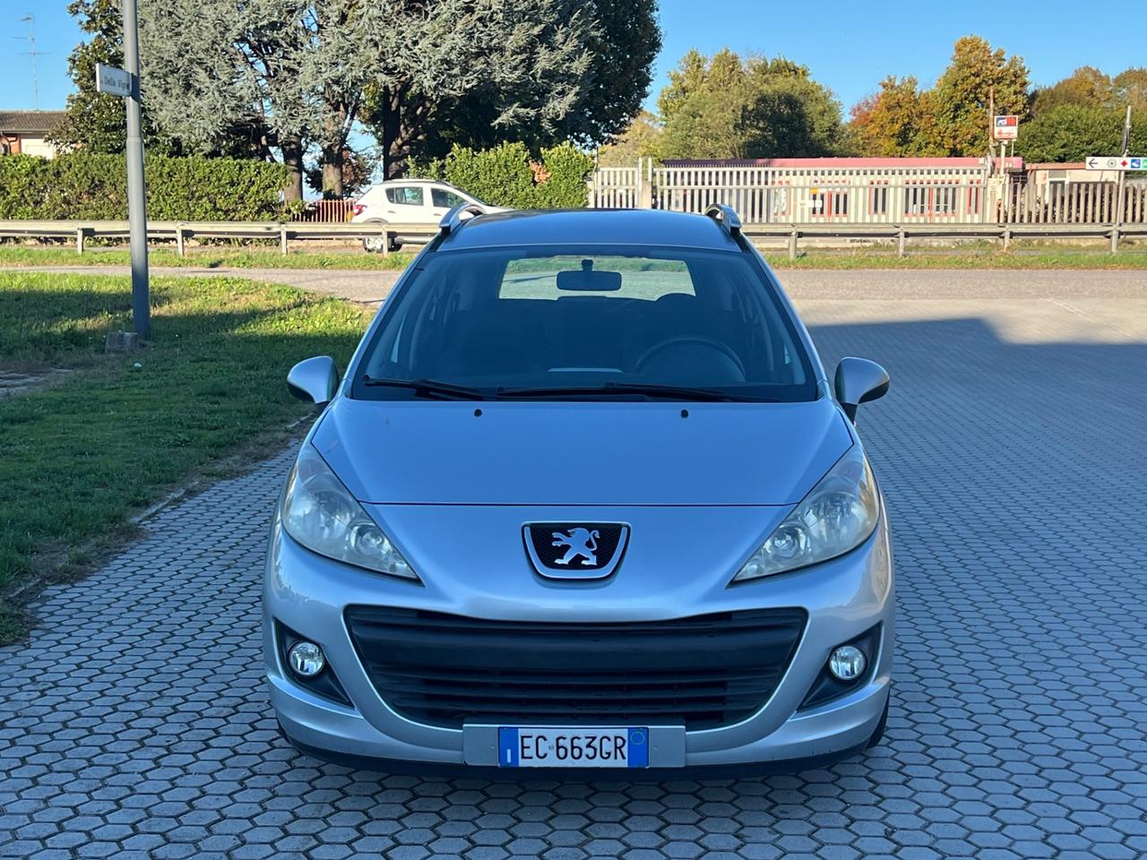 Peugeot 207 1.6 8V HDi 93CV SW Special Edition