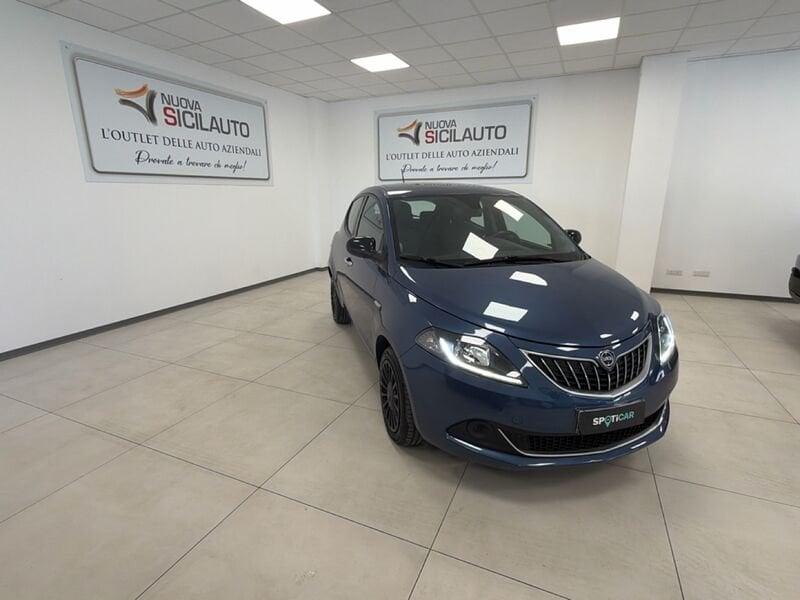 Lancia Ypsilon 1.0 FireFly 70cv S&S Hybrid SILVER