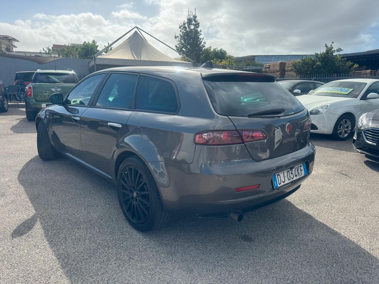 Alfa Romeo 159 1.9 JTDm 16V Sportwagon Distinctive