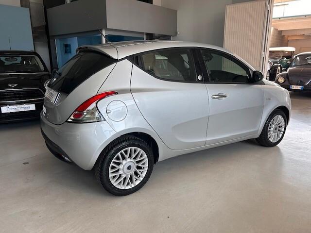 Lancia Ypsilon 1.2 69 CV 5 porte GPL Ecochic Gold