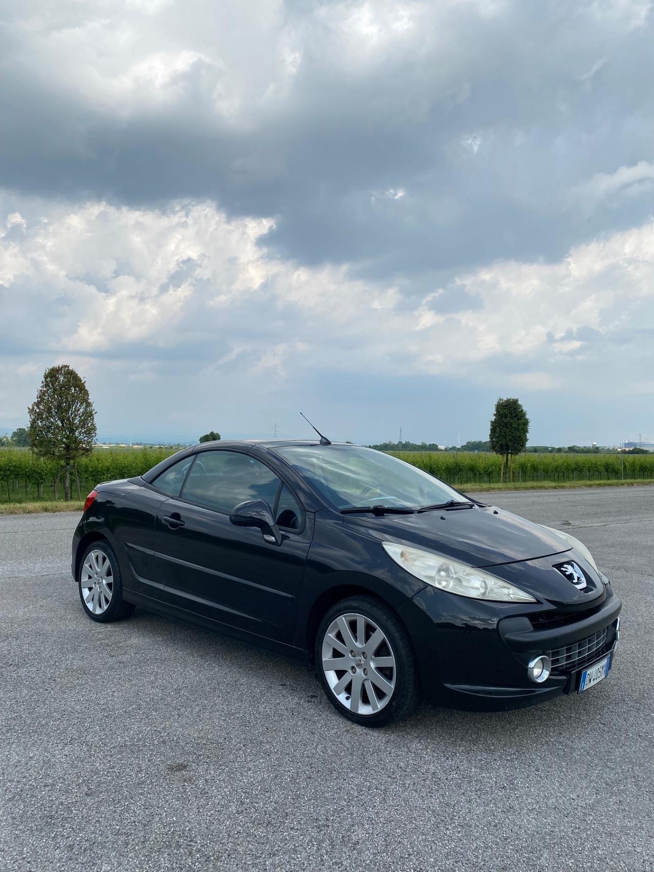 Peugeot 207 1.6 VTi 120CV CC Féline