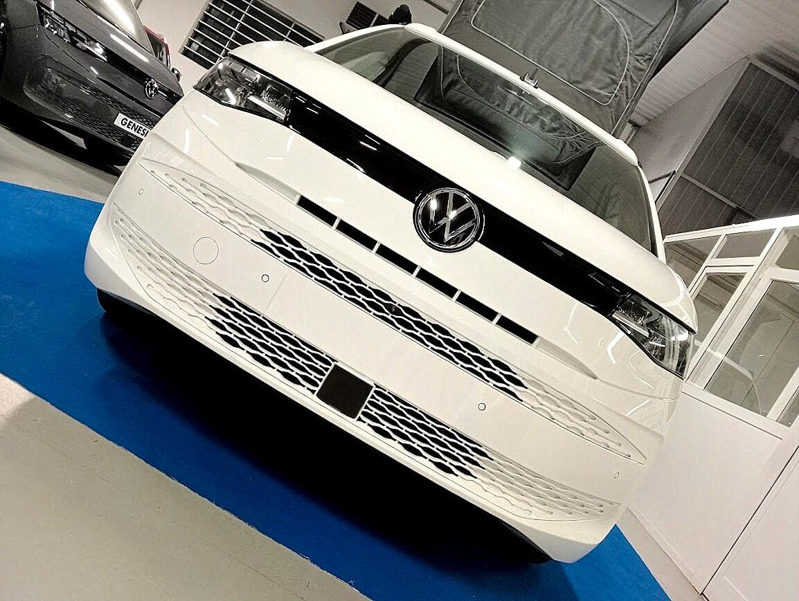 Volkswagen T7 California BEACH CAMPER 360° GANCIO NUOVO IN PRONTA CONSEGNA T6.1
