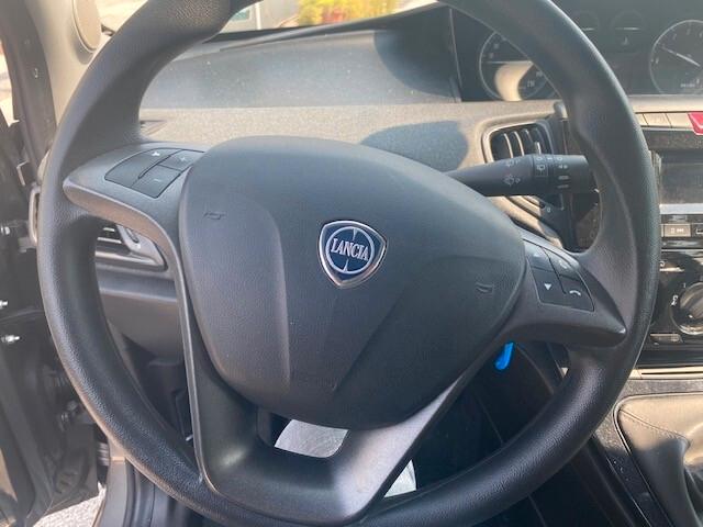 Lancia Ypsilon 1.2 69 CV 5 porte GPL Ecochic Silver 2021