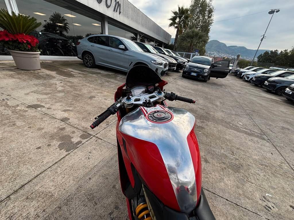 Ducati Panigale R1199 2014 / 18.000 KM Tua a soli 249 Euro al mese