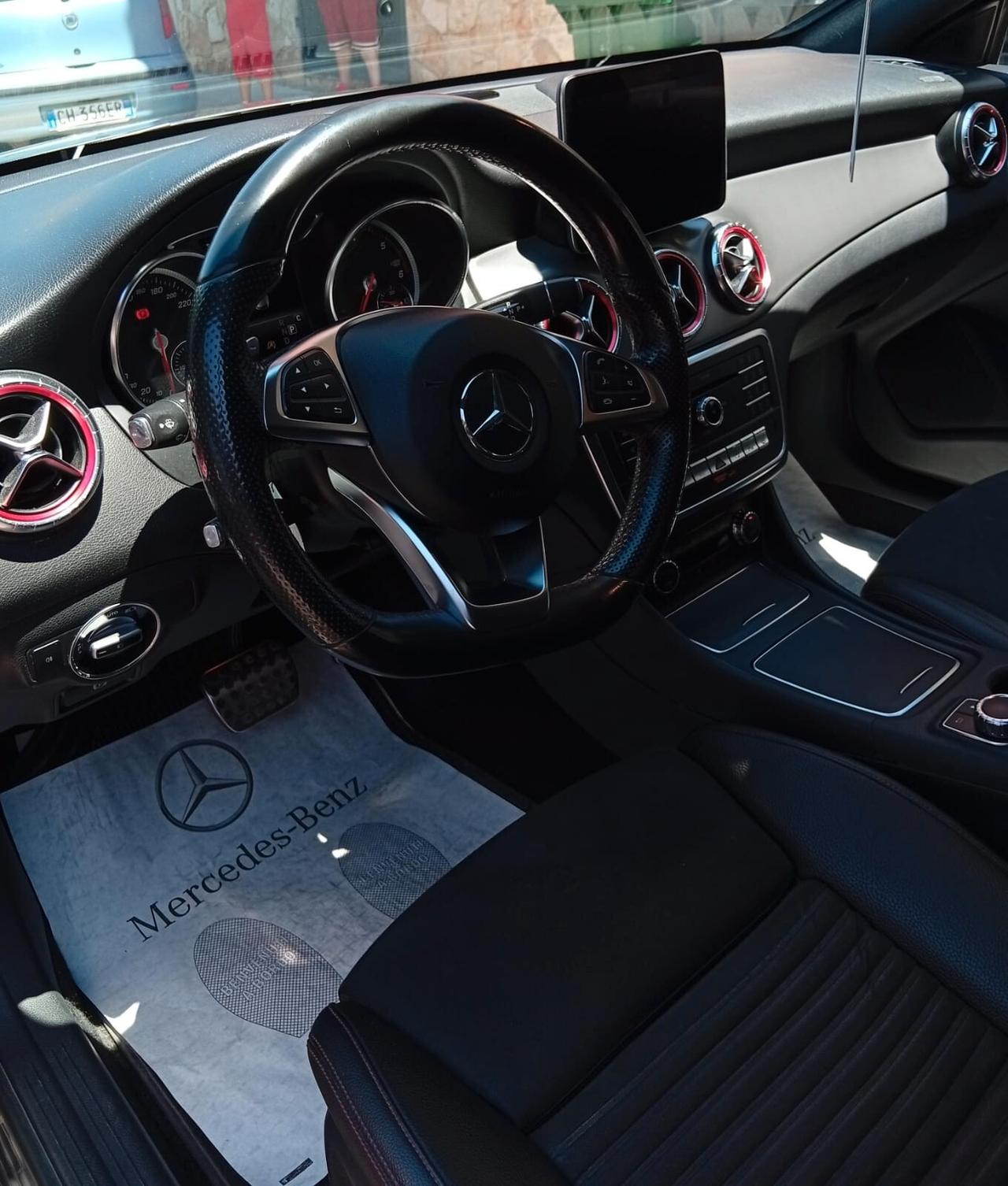 Mercedes-benz CLA 220 d 4Matic Automatic Premium