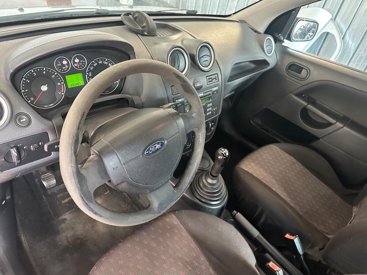 Ford Fiesta 1.2 16V 5p. Ghia