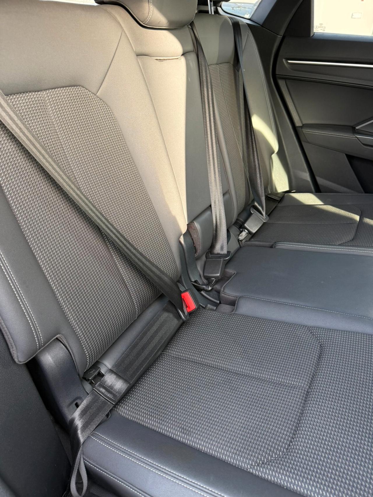 Audi Q3 35 TDI S tronic line edition 11/2019