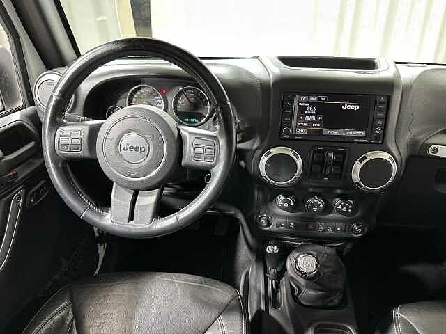 Jeep Wrangler Unlimited 2.8 CRD DPF Sahara