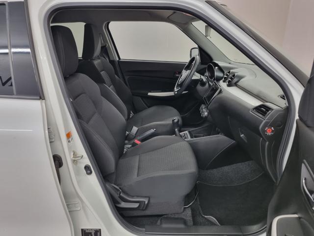 SUZUKI Swift 1.2 Hybrid 4WD AllGrip Top