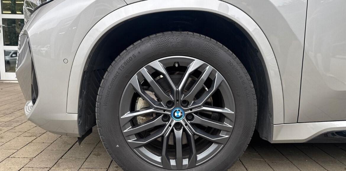 BMW iX1 XDRIVE30 M Sport