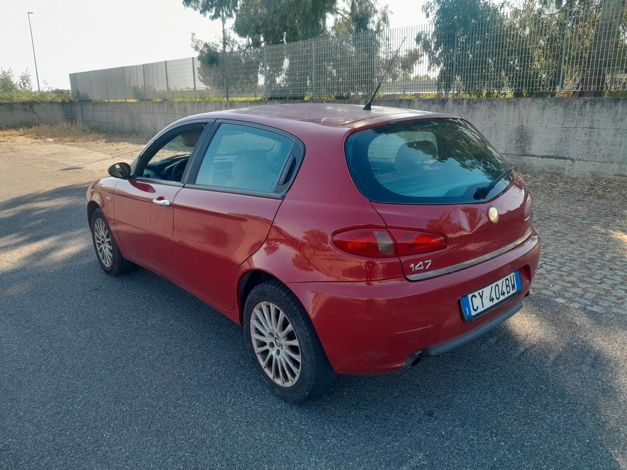 Alfa Romeo 147 1.9 JTD M-JET 16V 5 porte Dist.