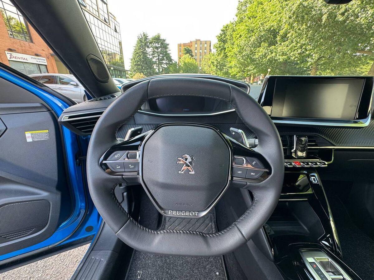 Peugeot 2008 1.5 bluehdi Allure s&s 130cv eat8