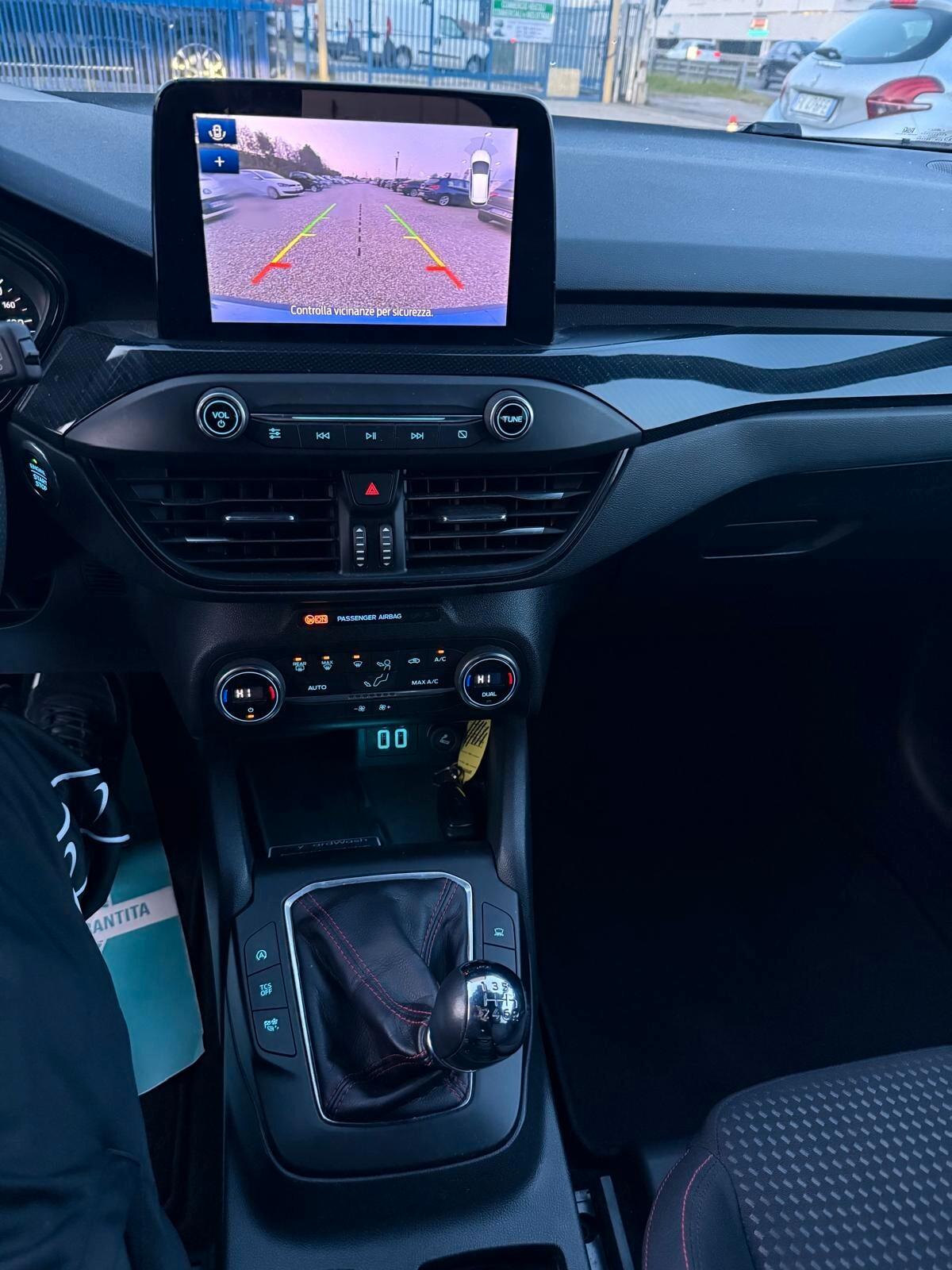 Ford Focus 1.0 EcoBoost Hybrid 125 CV 5p. ST-Line