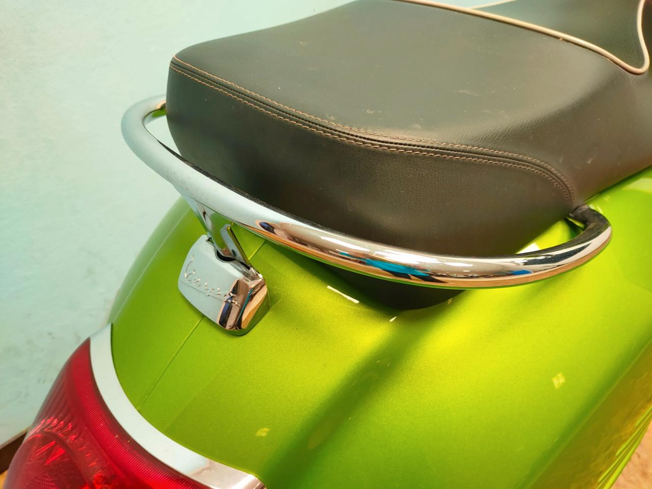 Piaggio Vespa 300 GTS SUPER ABS 16.000 km.