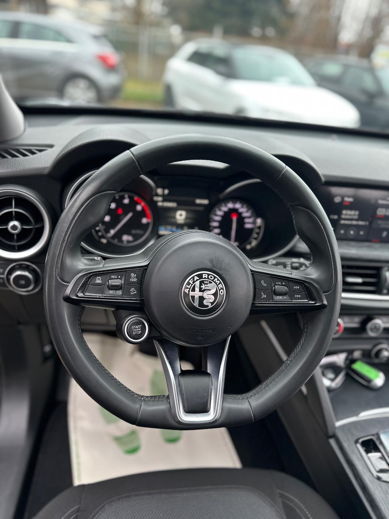Alfa Romeo Stelvio 2.2 Turbodiesel 160 CV AT8 RWD Business