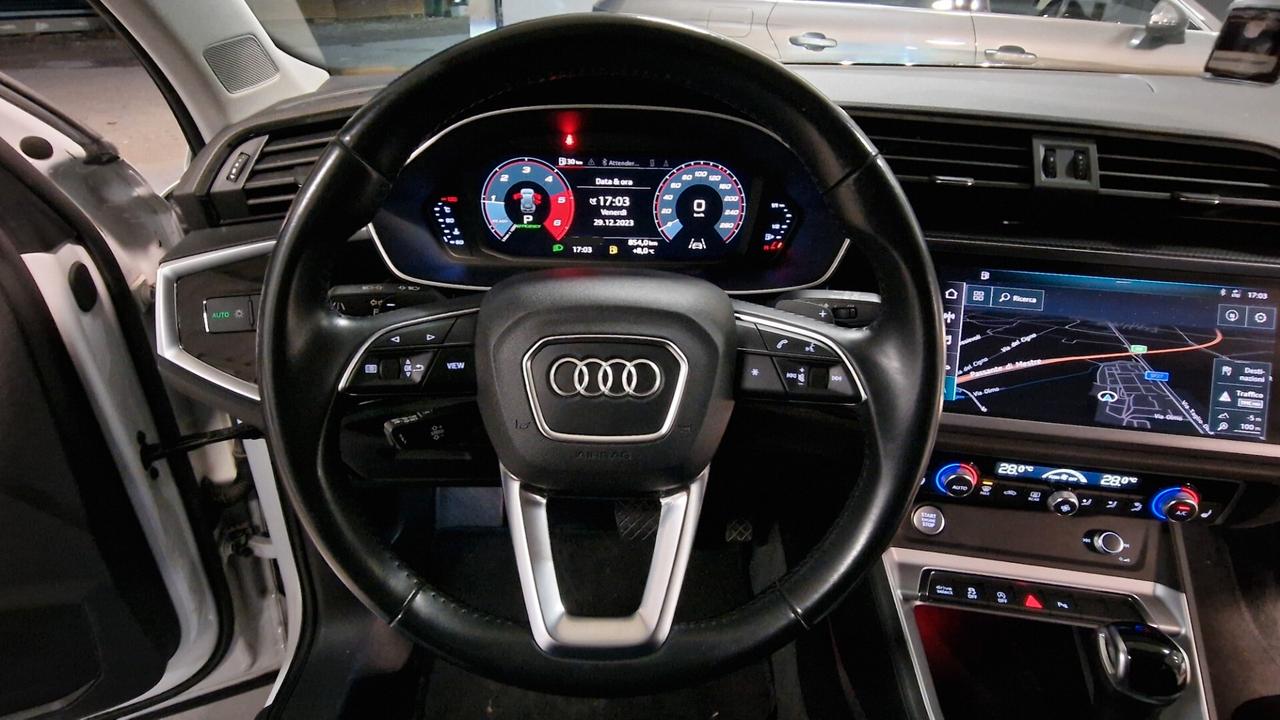 Audi Q3 35 TDI S tronic line edition