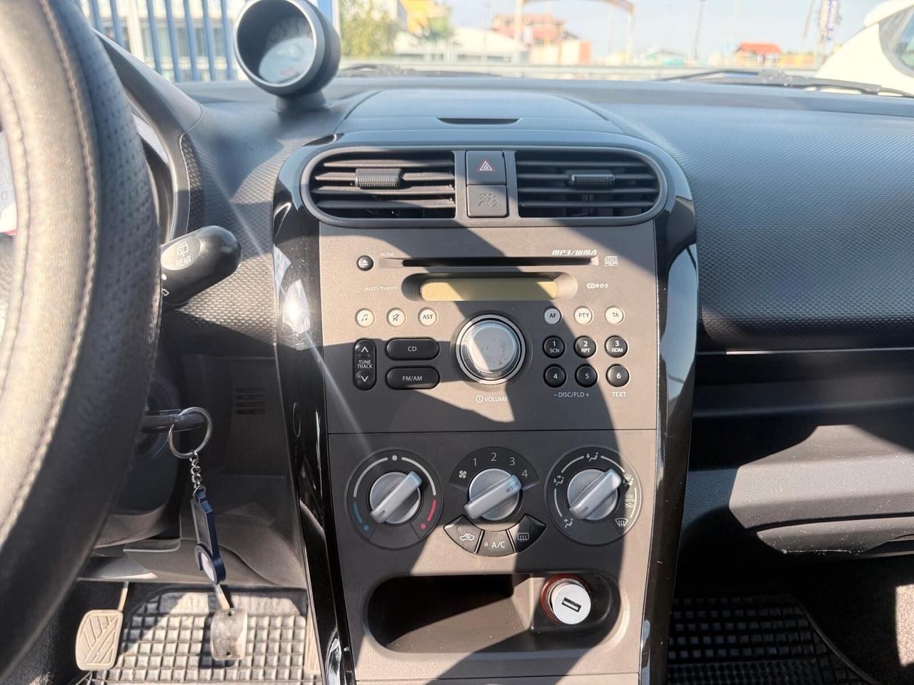 Suzuki Splash 1.0 VVT GL