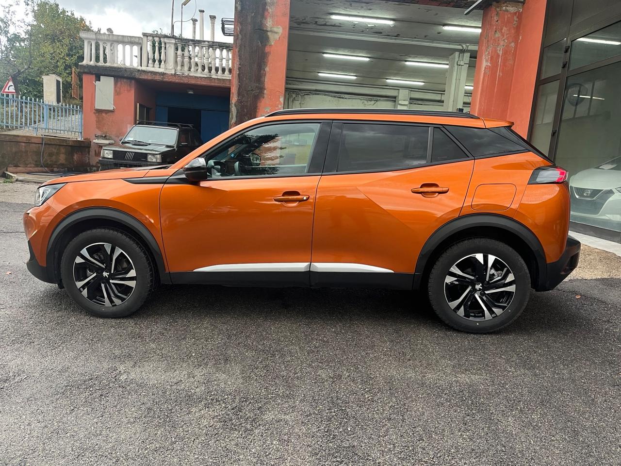 Peugeot 2008 BlueHDi 130 EAT8 Allure-Km101000-