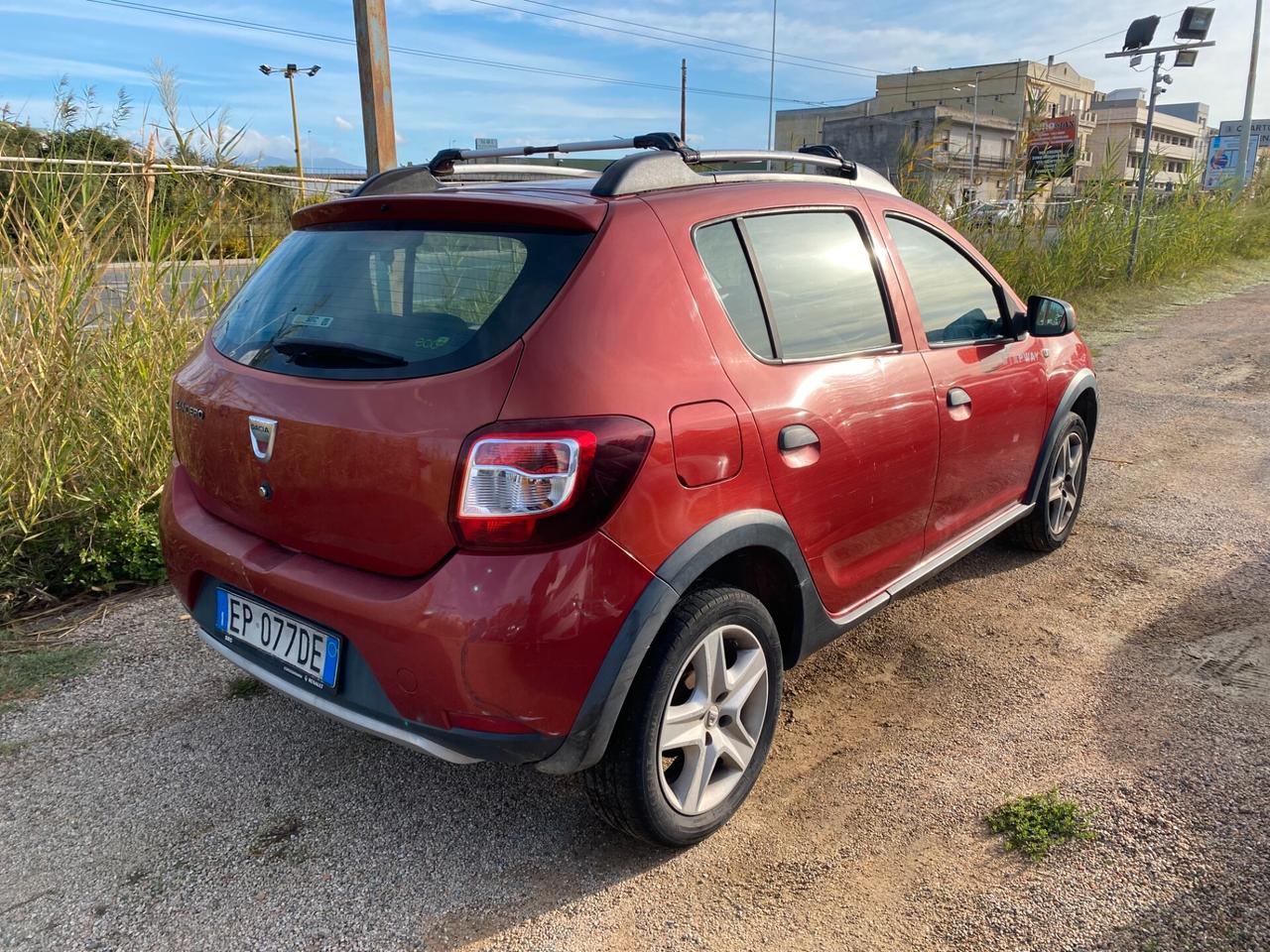 DACIA SANDERO STEPWAY 1.5 DCI 160.000 KM ANNO 2013