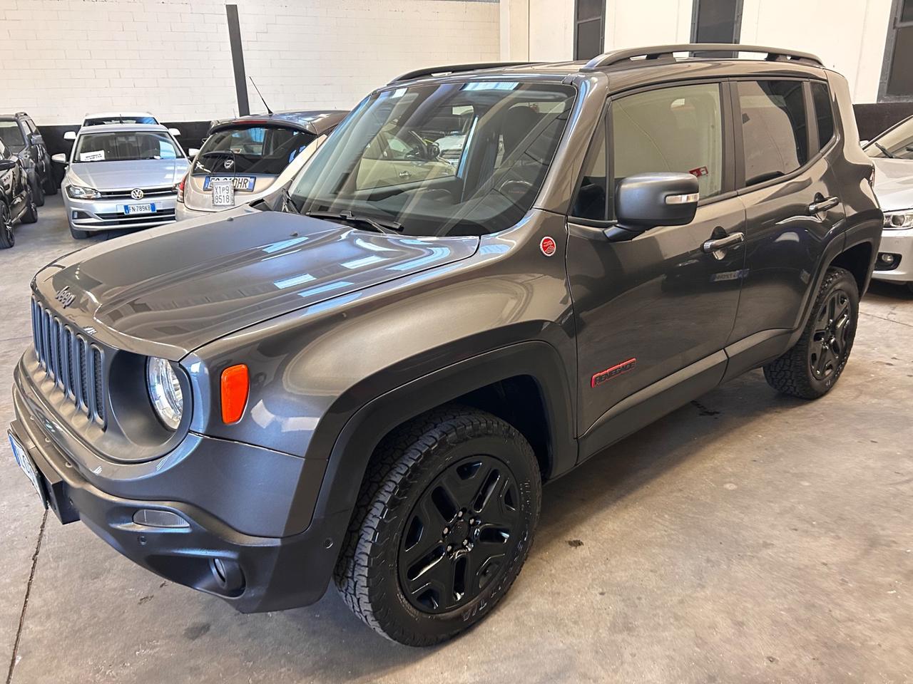 Renegade 2.0 Mjt 170CV 4WD Active Drive Low Trailhawk