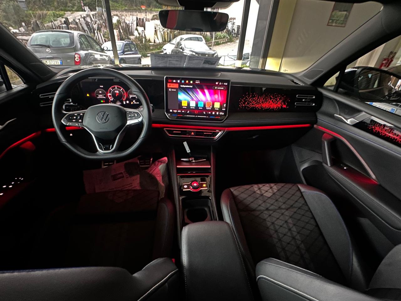 Volkswagen Tiguan 2.0 TDI 150 CV DSG R-Line Plus