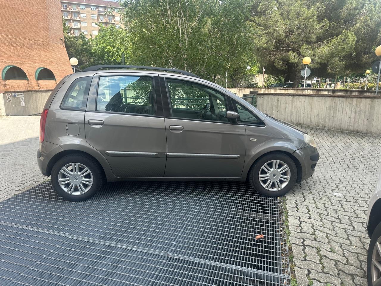 Lancia MUSA 1.4 16V Platino