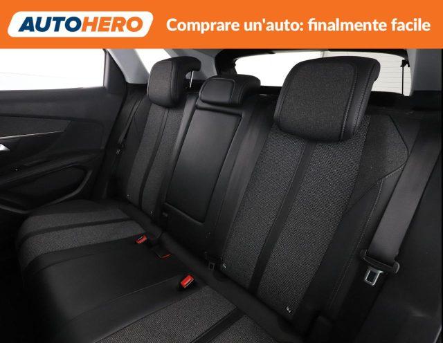 PEUGEOT 3008 BlueHDi 130 S&S Allure