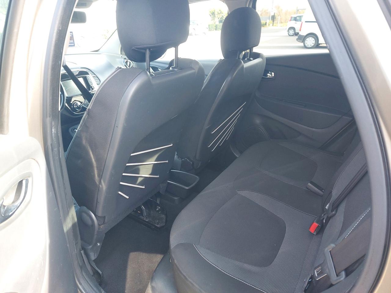 Renault Captur 1.5 dCi 8V 90 CV R-Link full optional