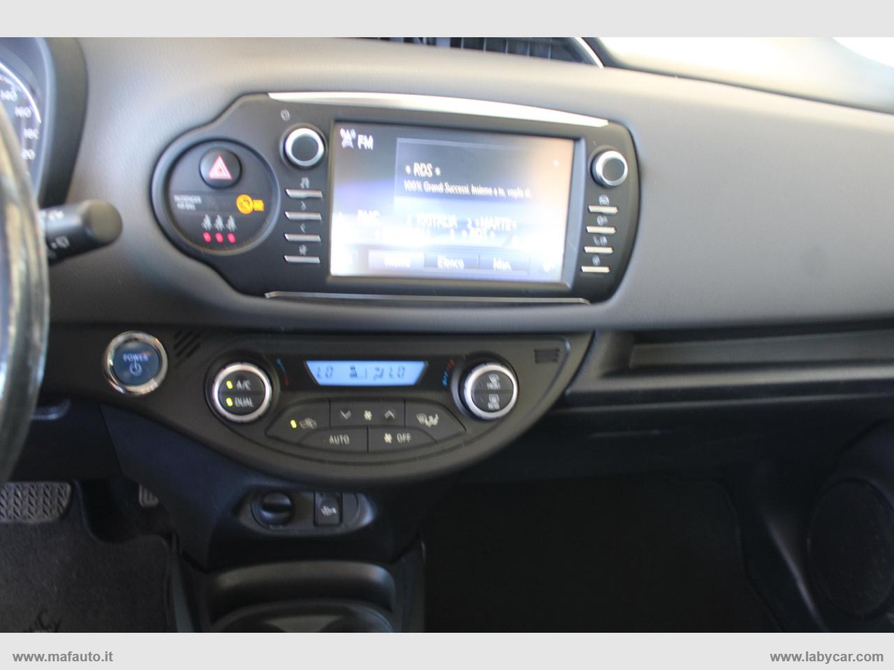 TOYOTA Yaris 1.5 Hybrid 5p. Business
