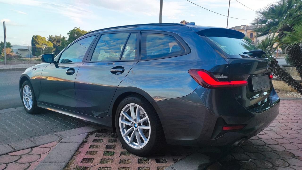 Bmw 316 48V Touring Business Advantage