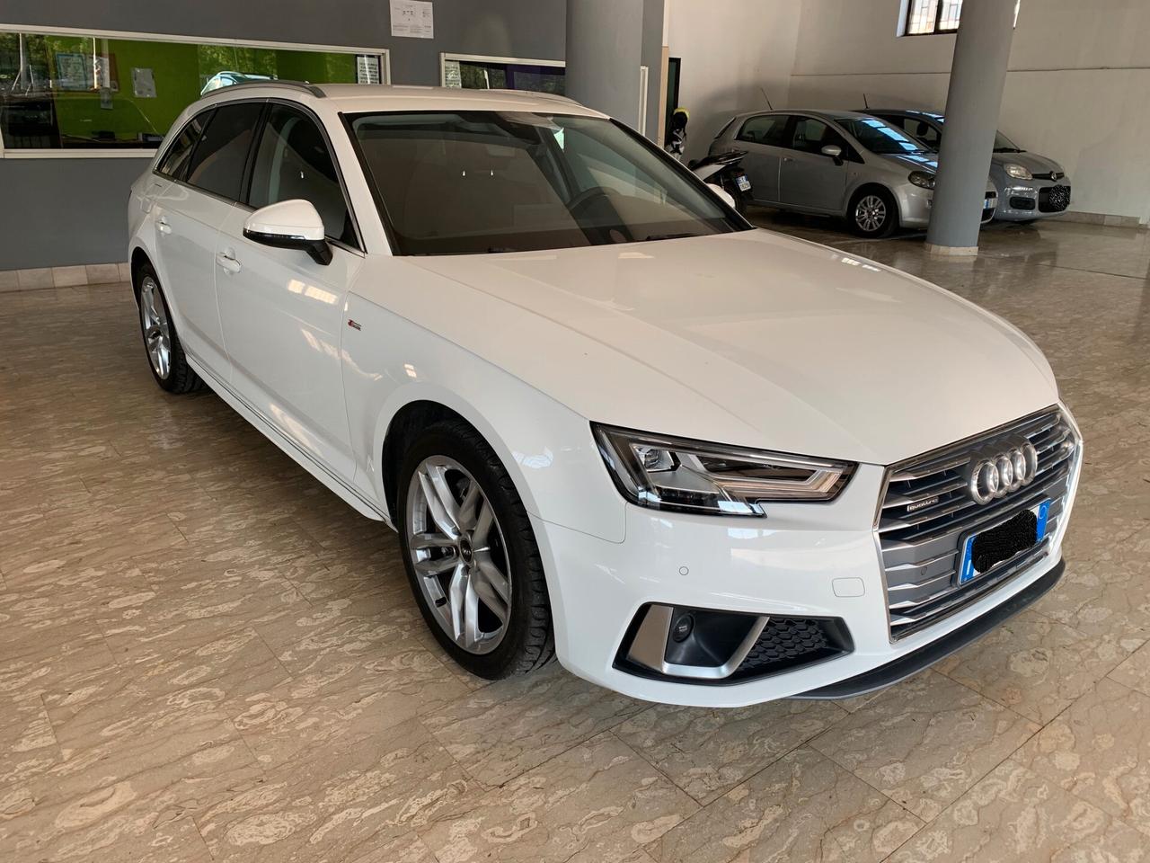 Audi A4 Avant 40 TDI quattro S tronic edition