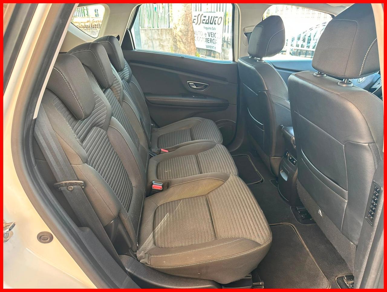 Renault Scenic Scénic Blue dCi 120 CV Initiale Paris